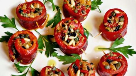 Рулца от печени чушки