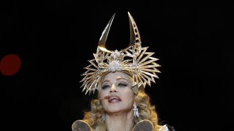 Гаджето на Мадона й предлага брак и предбрачен договор