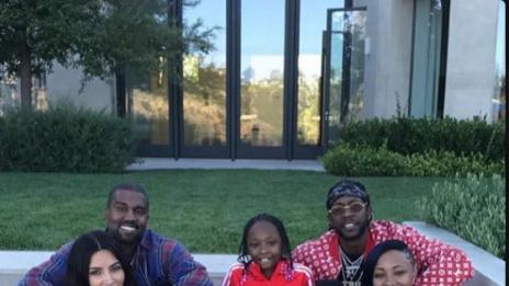 Ким Кардашян и Кание Уест спретнаха барбекю