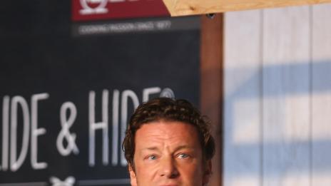 Джейми Оливър възмути и разгневи цяла Испания