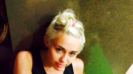 Бащата на Майли Сайръс си харесал зет