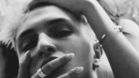 Ген: Ануар Хадид със собствена колекция бижута