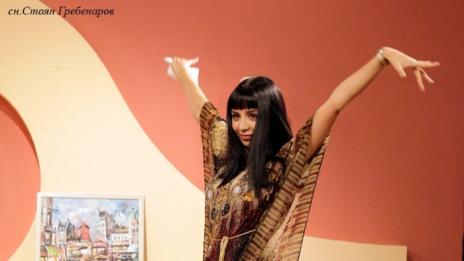 Елен Колева гостува за пръв път в предаване с гаджето си