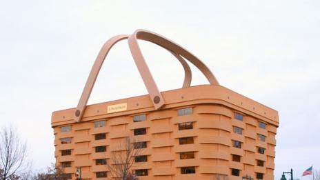 10 сгради във формата на продукта, който продават