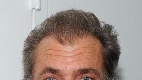 Мел Гибсън се развежда през август