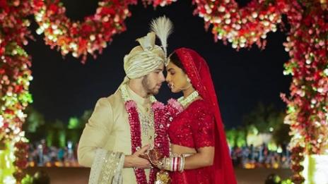 Завинаги: Индийската приказка на Приянка и Ник