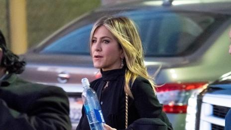 Дженифър Анистън – какво прави след раздялата с Теру?