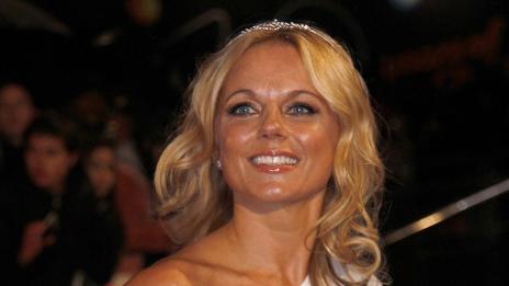 Гери Халиуел си хвана гадже-милионер