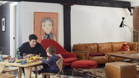 В шарения апартамент на Джейсън Бигс