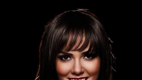 Здравата усмивка е по-важна от блестящата!