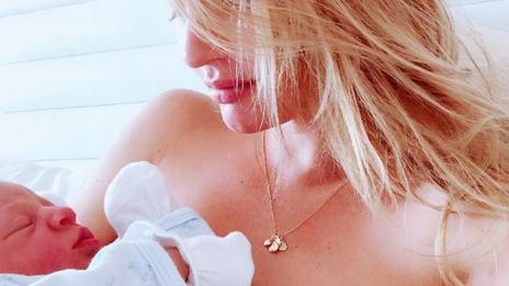 Вторият син на Кандис Суонепол ще носи името Ариел