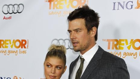 Джош Дюамел: Предпочитам жена си гола