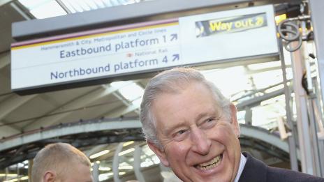 Принц Чарлз обвини училищата за безработицата в страната