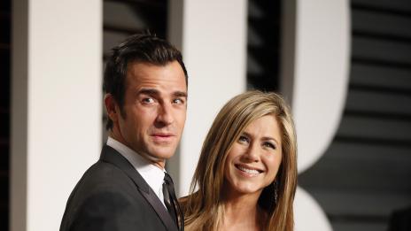 Анистън и Теру планирали медения месец преди сватбата