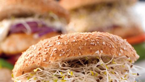 Идеалната закуска: бургери със сьомга