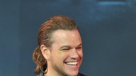 Мат Деймън пусна опашка