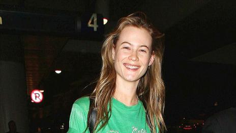 Бехати Принсло се появи без грим