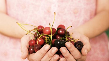 Десет полезни храни за слаба фигура през лятото