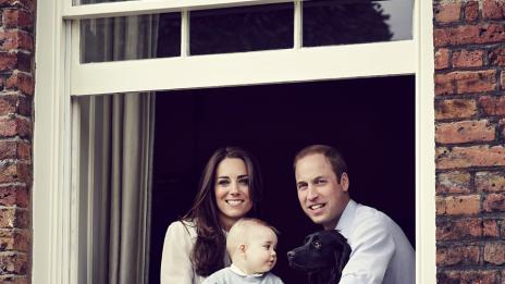 Уилям и Кейт публикуваха нова снимка с принц Джордж