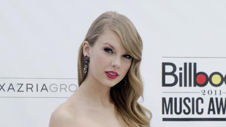 Тейлър Суифт е жена на годината