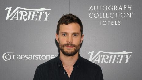 Джейми Дорнан е най-горещото парче