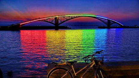 Мостът на дъгата в Тайван