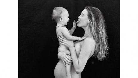 Бехати Принсло дари Адам Лавин с втора дъщеря