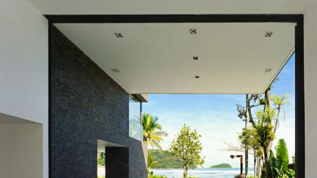 Бягство в бразилската джунгла