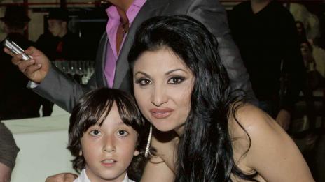 Софи Маринова отложила участие заради края на света