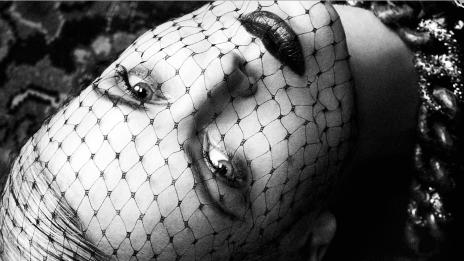 Чарлийз  и Кристен Стюарт – омраза на екран, но не и в живота