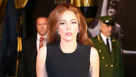 Лейди Гага с личен Боинг 757