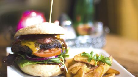 Болестите, които могат да причинят вредните храни