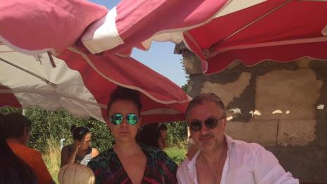 Жени Калканджиева без Тачо, но с Денди в Авиньон