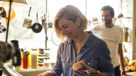 Колко секс правят щастливите двойки?