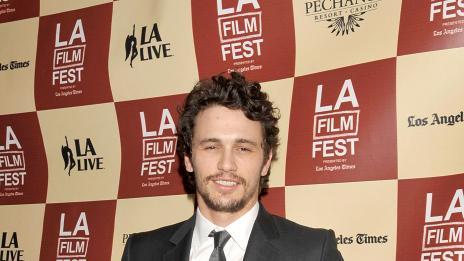 Джеймс Франко застрашен от нов гей скандал