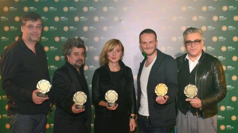 7 награди „Златна  бленда“ за „Под прикритие“