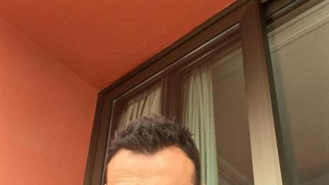 Кои известни мъже споделиха свои секси снимки