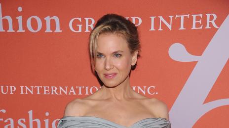 Рене Зелуегър се завърна на червения килим