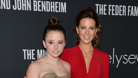 Кейт Бекинсейл е горда с 14-годишната си дъщеря Лили