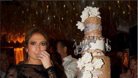 Джей Ло чукна 48 с гаджето, не й личат!