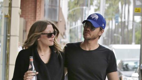 Сара Рьомер и Чад Майкъл Мъри станаха родители