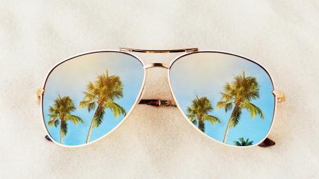 Фалшиви слънчеви очила – как да ги познаете?