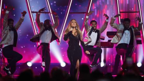 Марая Кери си устрои вечер по женски с Наоми Кембъл, Кейт Мос и Памела