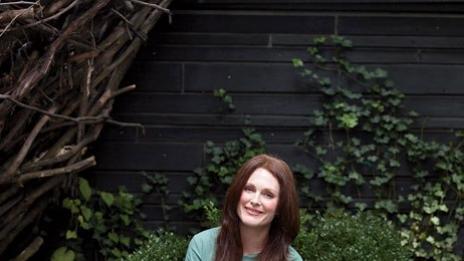 В градината на Джулиан Мур