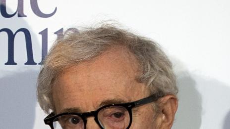 Уди Алън отрича за педофилията с осиновената си дъщеря