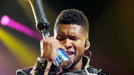 Ъшър: Риана ми е като сестра