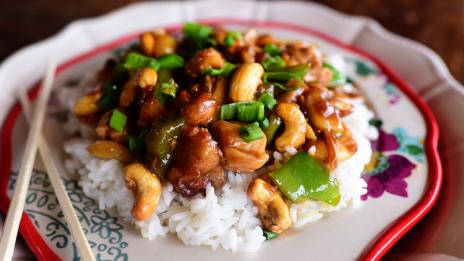 Пиле с кашу