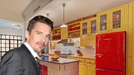 Итън Хоук е обявил за продажба шарения си дом в Ню Йорк