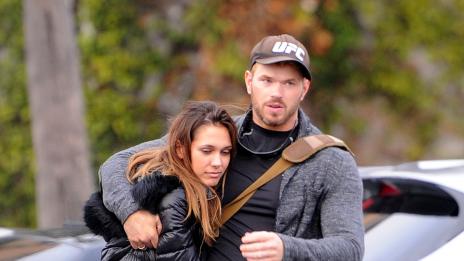 Келън Луц си хвана гадже – най-голямата му фенка