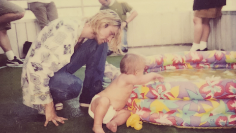 Дъщерята на Кърт Кобейн пусна уникална снимка